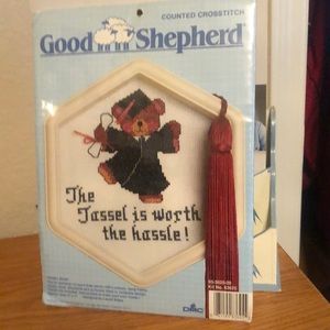 Needlework Counted Cross Stitch kit approximately 6” x 7”. Includes all material